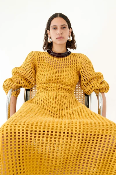 Look 10